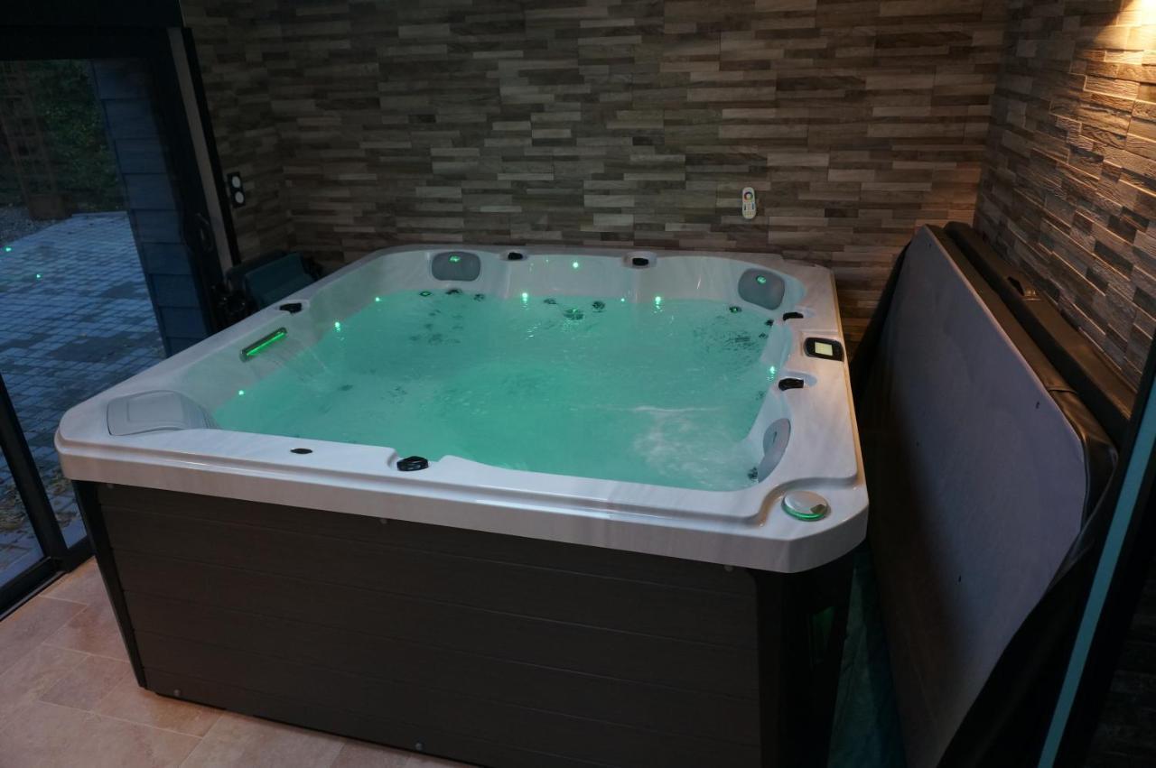 Domaine Du Moulin A Vent - Gite & Spa Saint-Florent-sur-Cher エクステリア 写真
